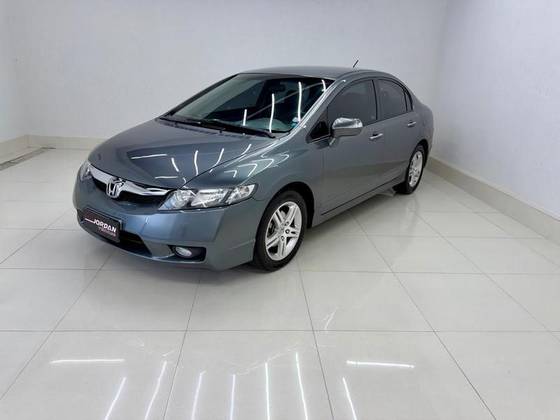 HONDA CIVIC 1.8 EXS 16V FLEX 4P AUTOMÁTICO HONDA CIVIC 1.8 EXS 16V FLEX 4P AUTOMÁTICO